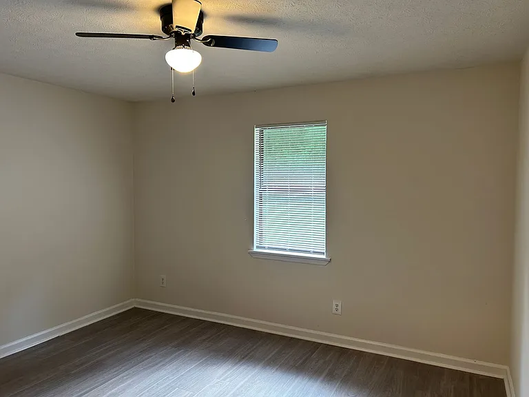 1010 Wellington Dr — Photo 10