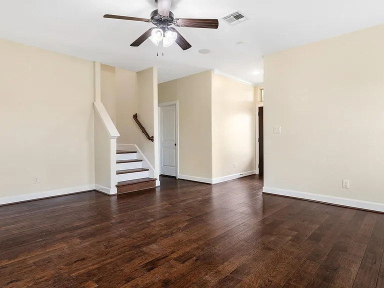 328 Country Crossing Cir — Photo 10