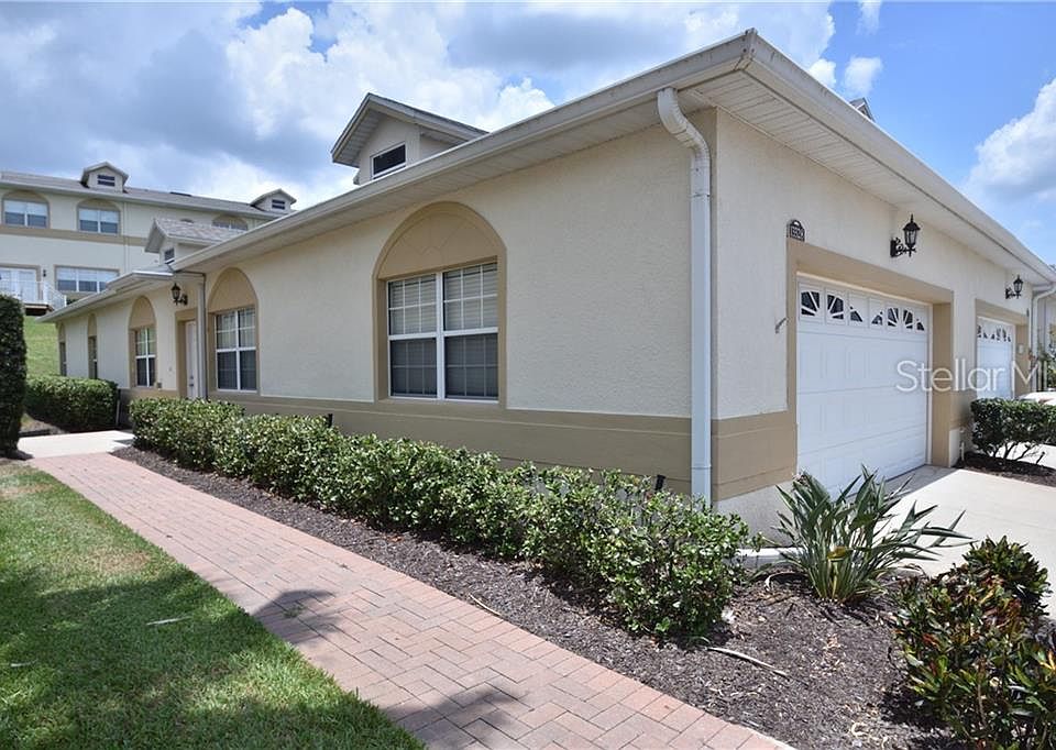 1st image of 13328 Fountainbleau Dr