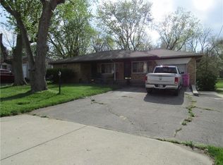 211 N Englewood Dr, Crawfordsville, IN