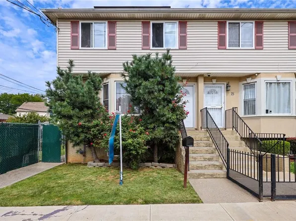 77 Arlington Place image 1 of 15