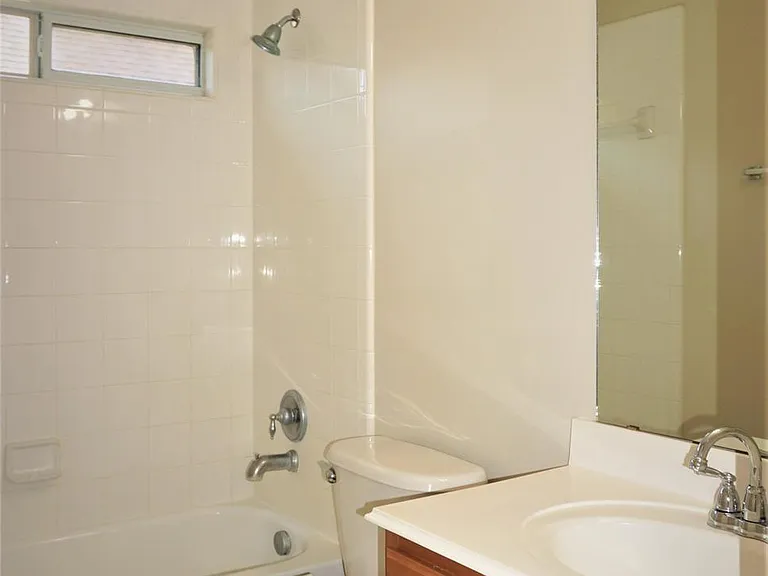 8123 Buffalo Springs Ct — Photo 19