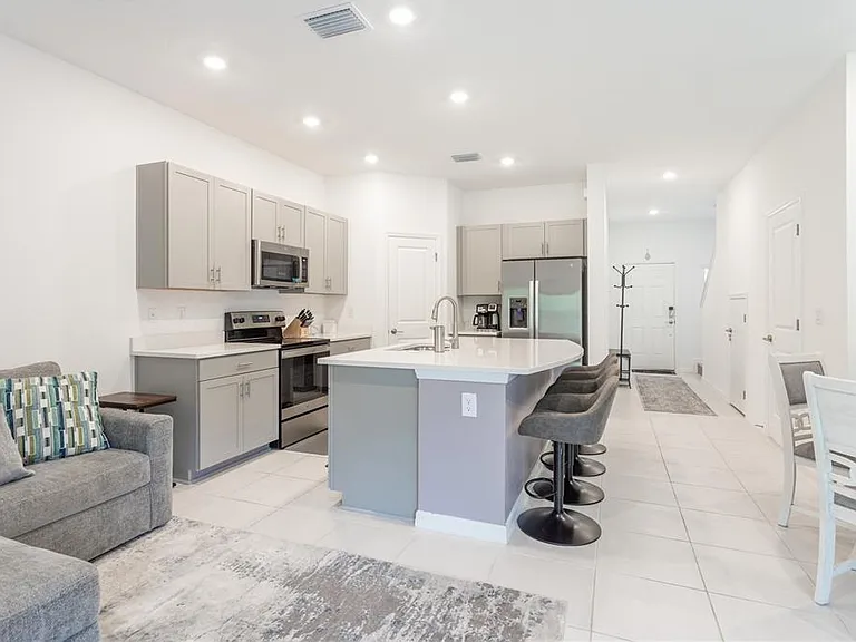 8473 Lunar Skye St — Photo 22