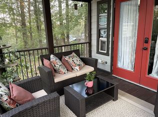 196 Lakewalk Dr, Greer, SC 29651