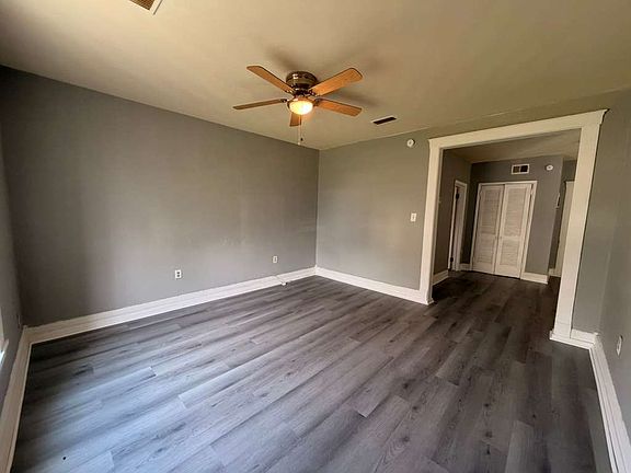 5th image of 1204 Camden St