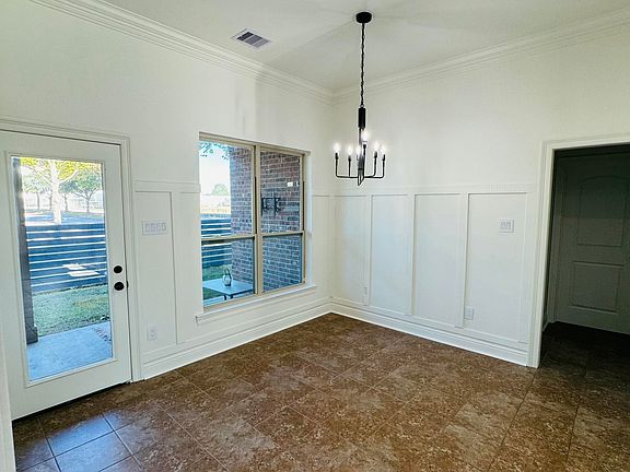 5th image of 104 Briar Leaf Way