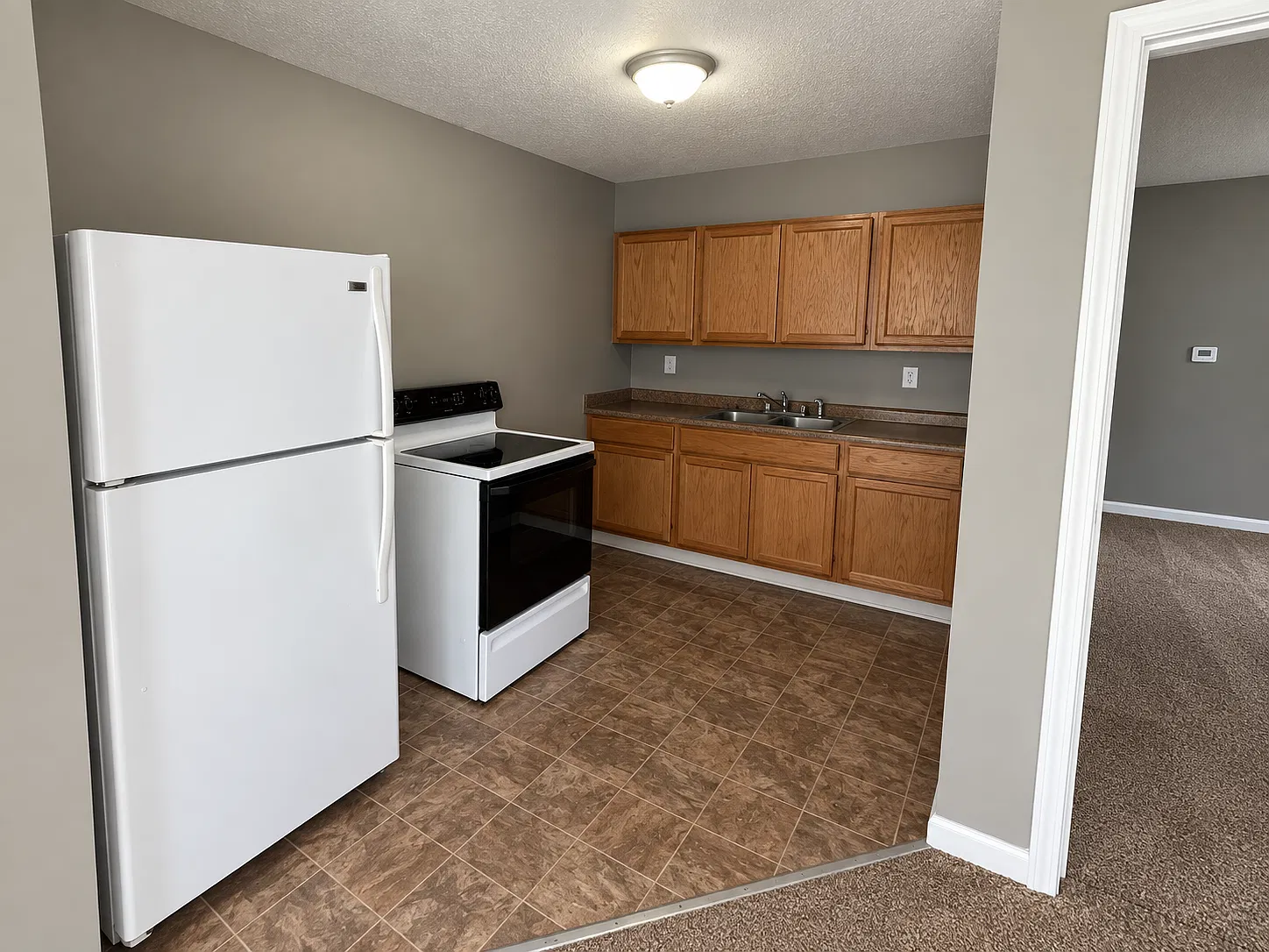 1 bed, 550 sqft, $750 — Photo 2
