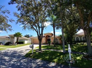 27629 Sky Lake Cir, Zephyrhills, FL 33544