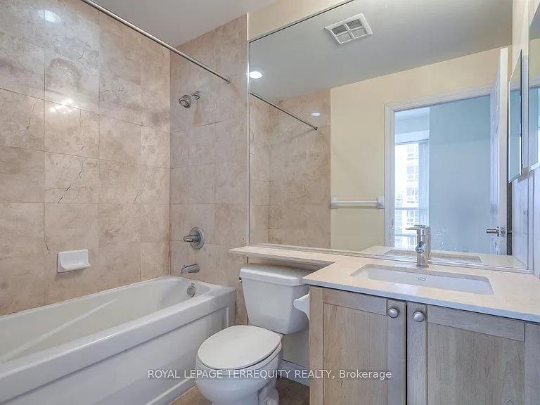 761 Bay St #3202 — Photo 21