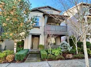 959 3rd Ave NE, Issaquah, WA 98029