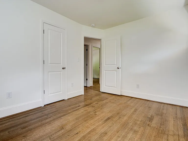 5196 Scenic View Dr — Photo 19