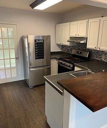 4th image of 1032 Dawson Rd