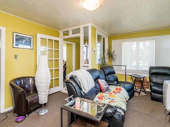 45694 Reece Ave, Chilliwack, BC V2P 2Z8 | MLS #R2586122 | Zillow