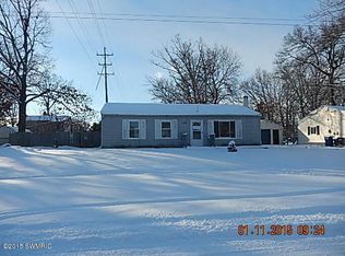 1142 Fargo Ave, Kalamazoo, MI 49004