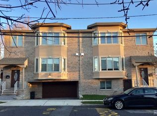10B Delia Blvd #2, Palisades Park, NJ 07650