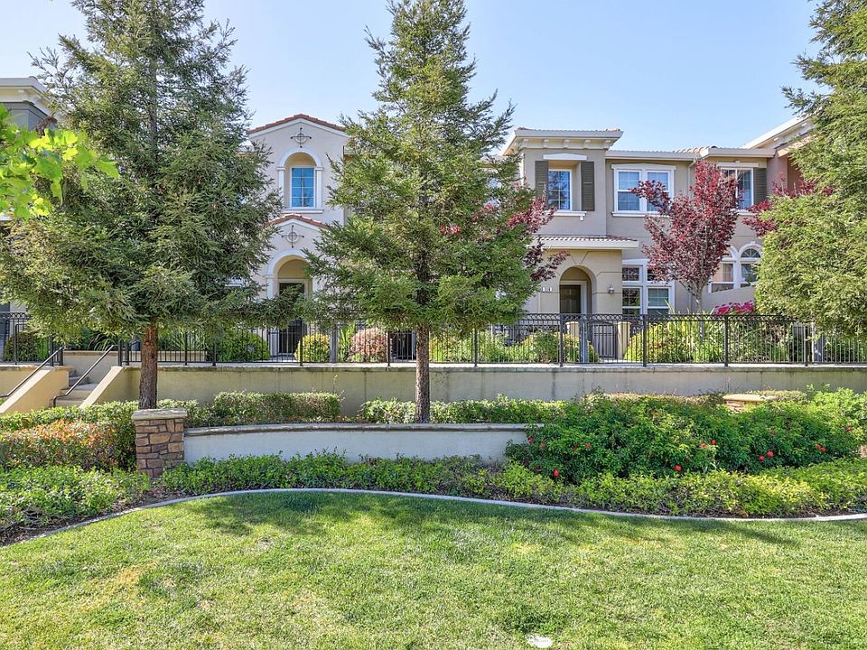 1st image of 338 Olive Hill Dr