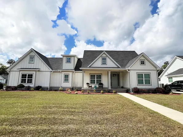 216 Morningside Dr, Thomasville, GA 31792