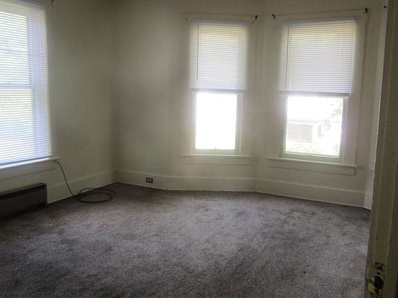 2nd image of 626 N Bever St #1/2