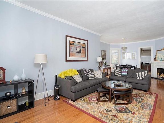 2nd image of 574 Richmond Ave