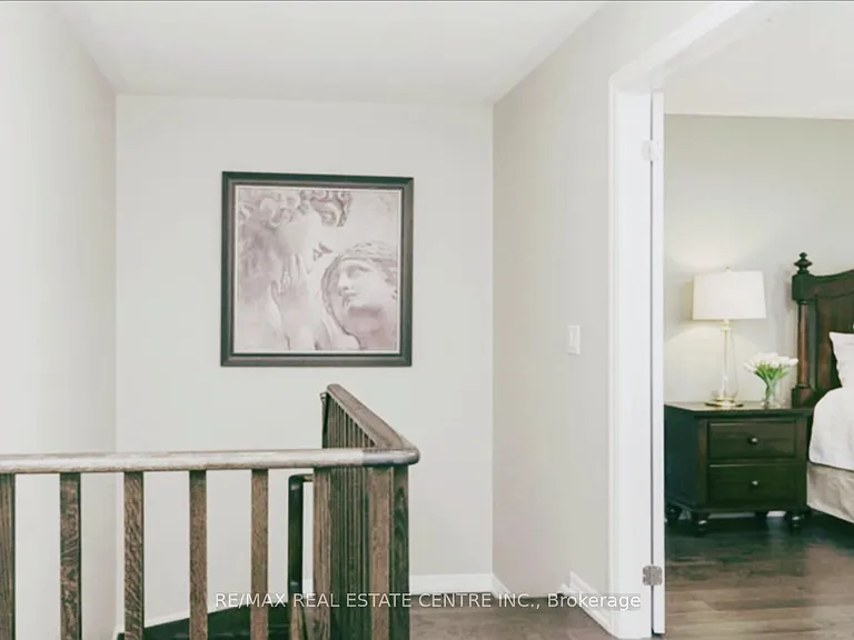 112 Hanson Cres — Photo 12