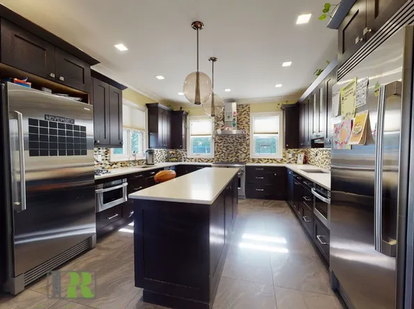 669 East 2nd Street image 43 of 44