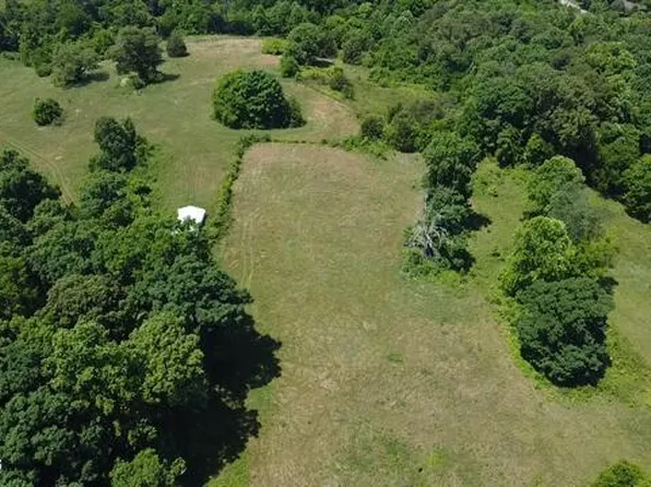 NOE Cir, New Market, TN 37820