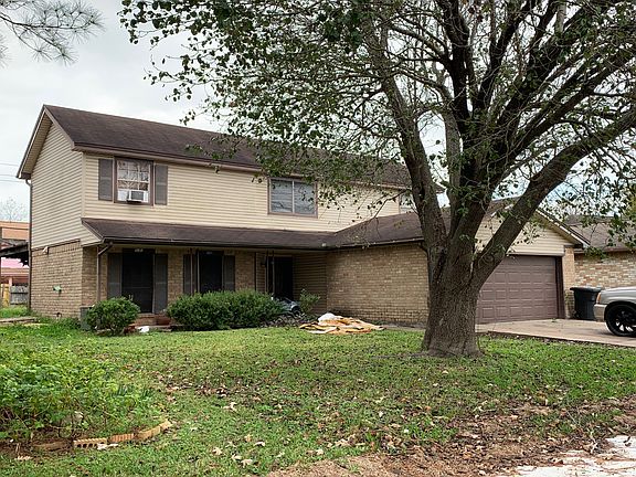 3rd image of 16318 Hunting Dog Ln