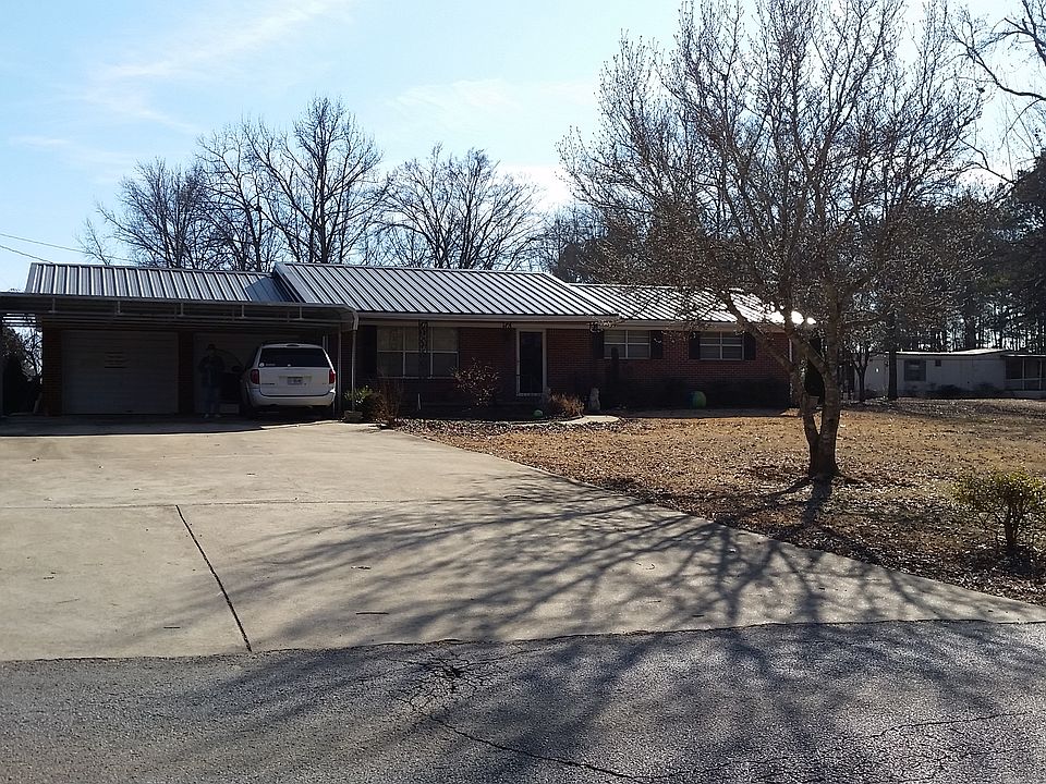 1st image of 8 Gross Ave