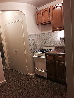 5th image of 48 Saint Pauls Pl APT 1J