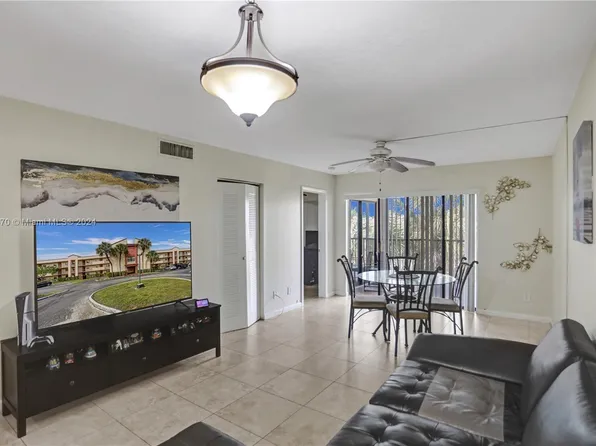 3470 Foxcroft Rd APT 304, Miramar, FL 33025