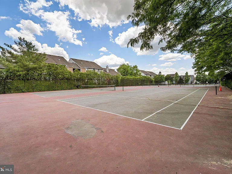 307 Ravens Crest Dr — Photo 21
