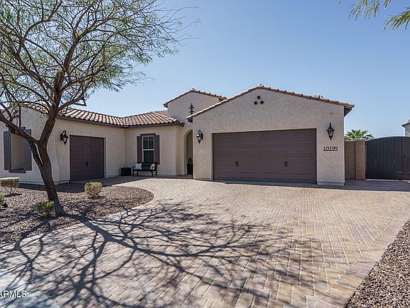 3rd image of 10199 W COTTONTAIL Lane