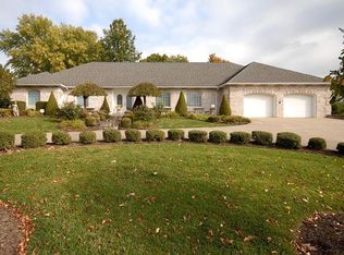 96 Farmview Dr, Uniontown, PA 15401