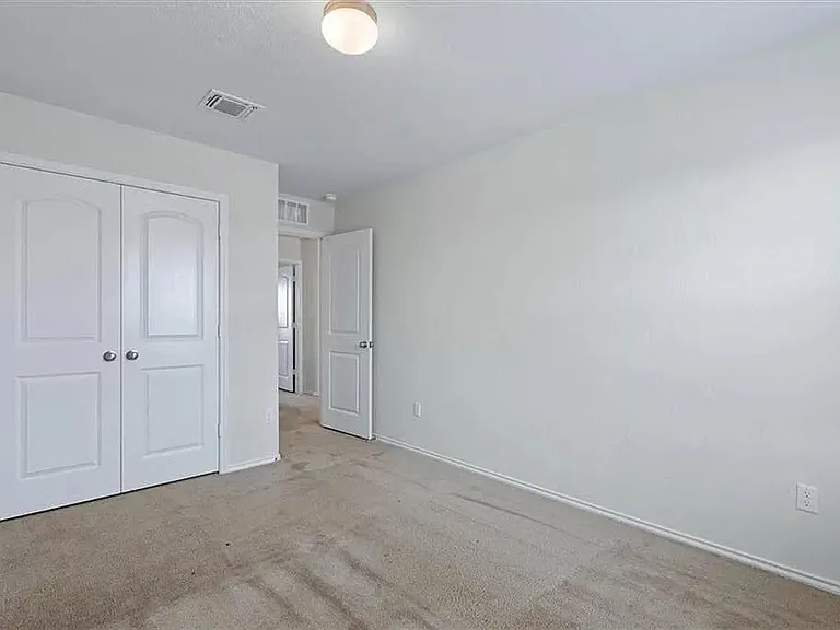 200 Duroc Dr — Photo 31