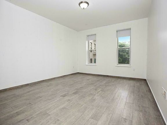 5th image of 380 S 5th St #3