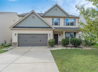 3836 Crestwell Cove Ct, Winston Salem, NC 27103