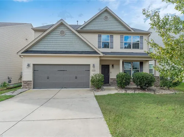 3836 Crestwell Cove Ct, Winston Salem, NC 27103