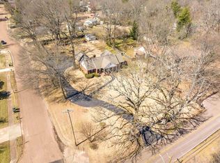 4151 Oak Rd, Memphis, TN 38135