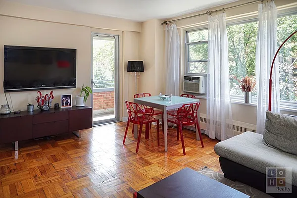 Rented by LoHo Realty | media 19