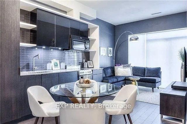 6 Parkwood Ave #201 — Photo 7