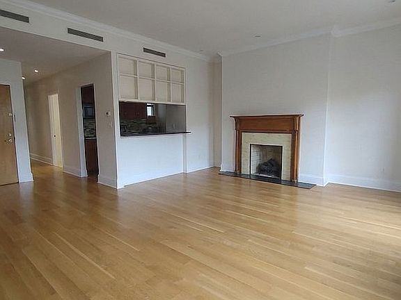 5th image of 238 W 138th St