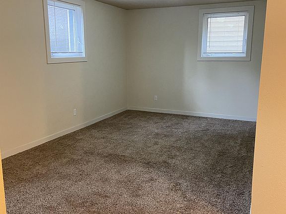 3rd image of 1016 S 8th St #15413279