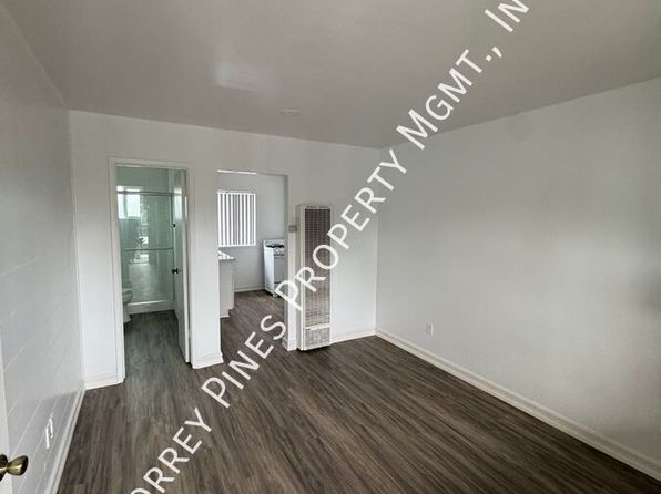 2051 Bacon St Unit 7