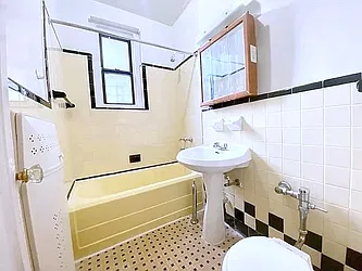 Rented by Manhattan Spaces