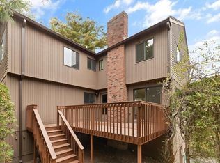 4 E Bluff Rd UNIT 4, Ashland, MA 01721