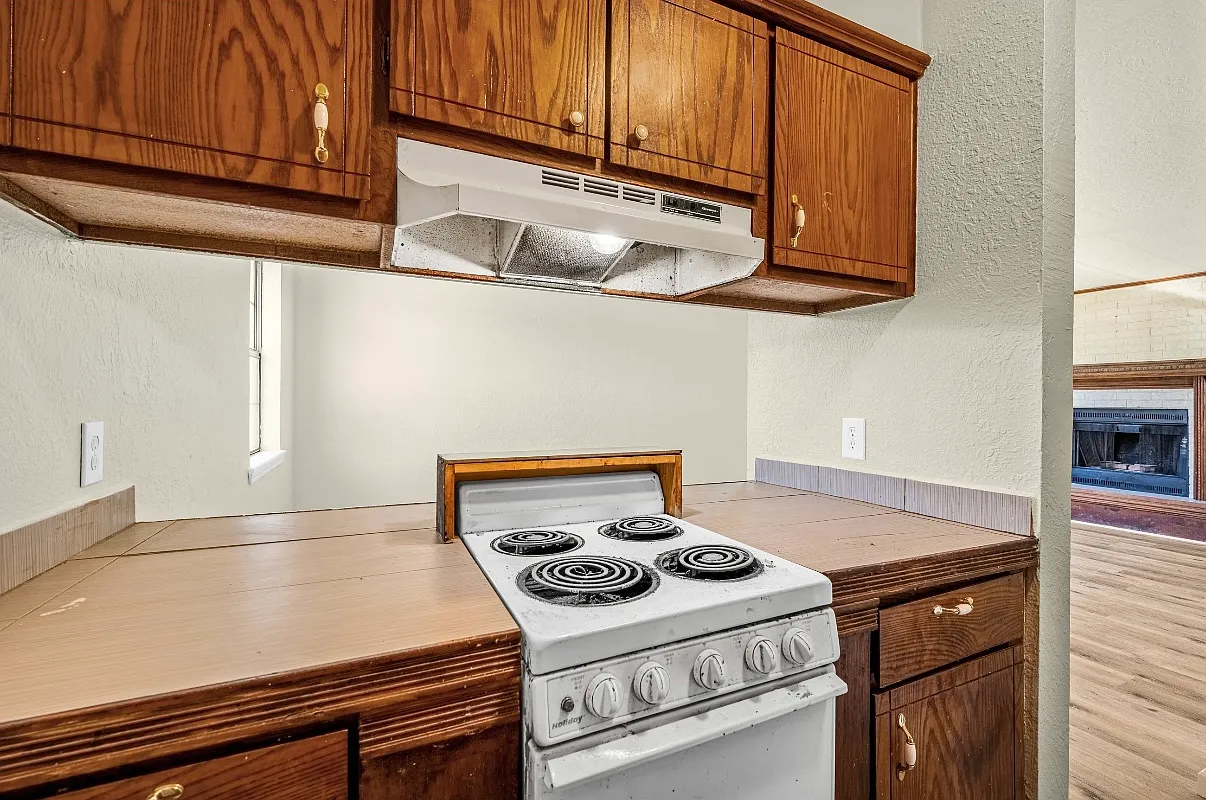 2 bed, 1000 sqft, $850 — Photo 3