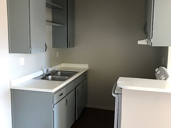 5th image of 1483 E Lynwood Dr APT 12