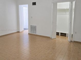 5810 W Flagler St #3, Miami, FL 33144