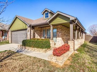 8717 King Ranch Dr, Aubrey, TX 76227