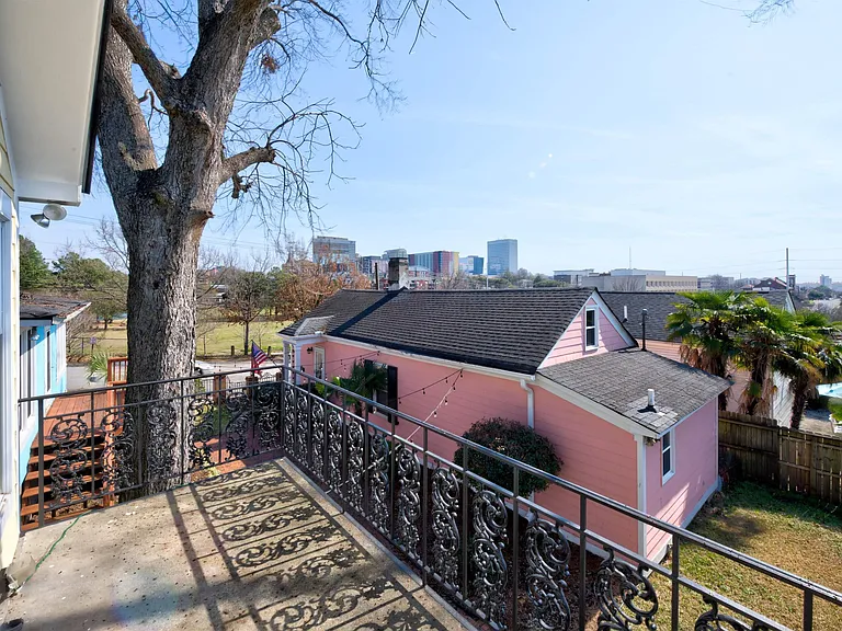728 Blanding St — Photo 17